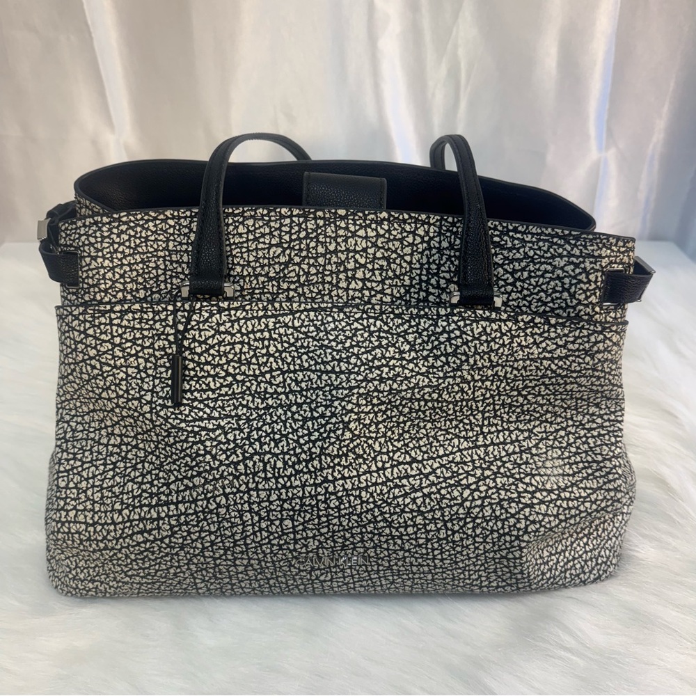 NWOT Calvin Klein Avery Black and White Pebble Leather Tote Handbag Satchel